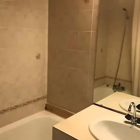In And Out Studio, Sleeps 2-3 谷雪维尔