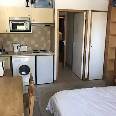 Appartement In&out Studio, Sleeps 2-3 *